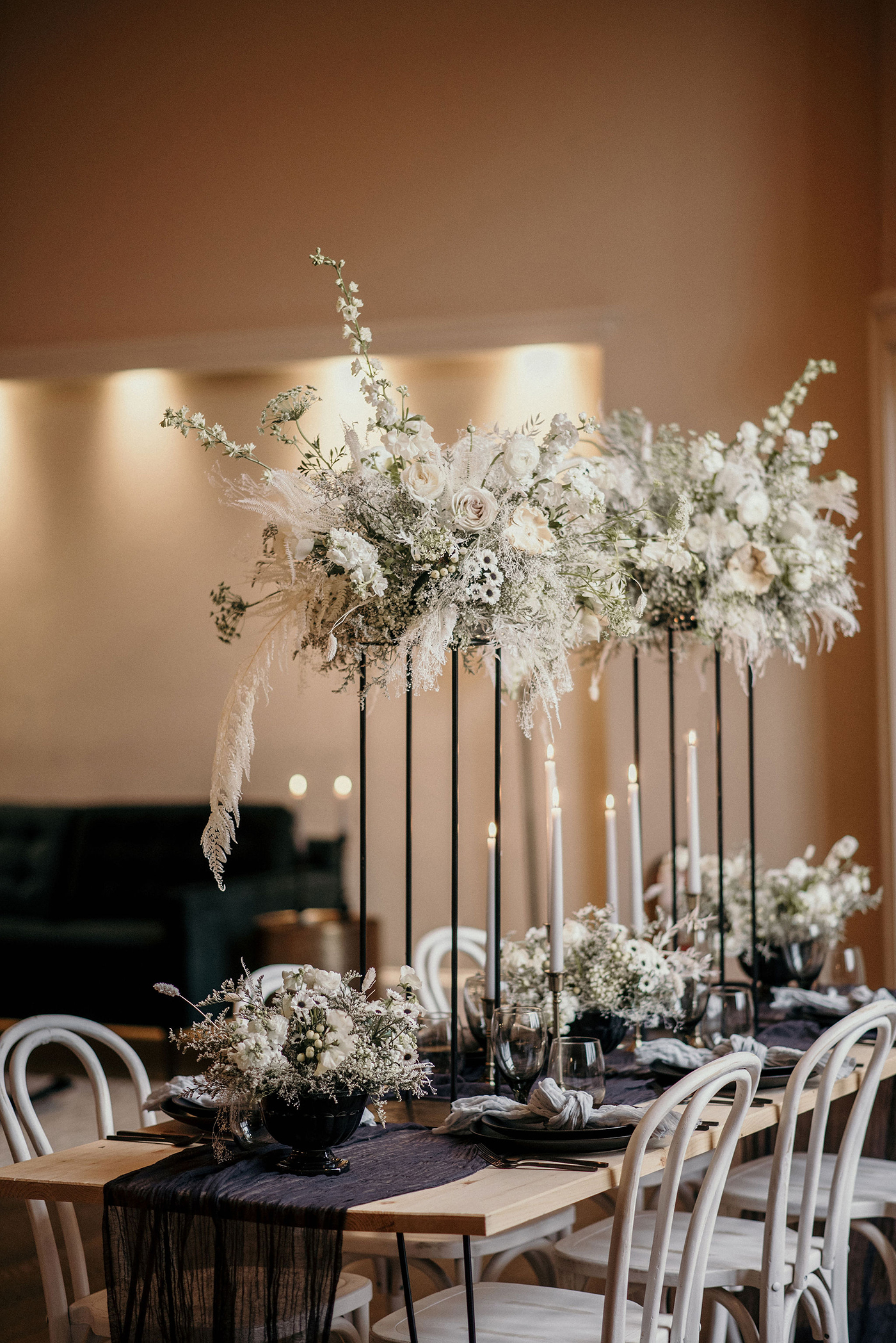 Modern white floral tablescape wedding reception decor