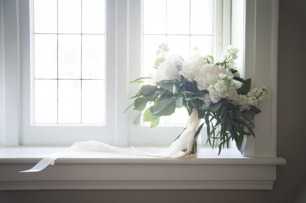 Something Blue WeddingSimple White Flower Bouquet Photo Jenna Rose Photography
