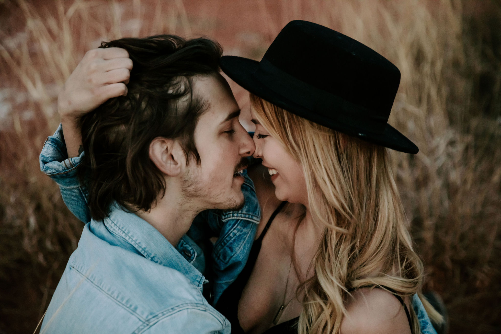 A Romantic Mountainside Styled Couples Session