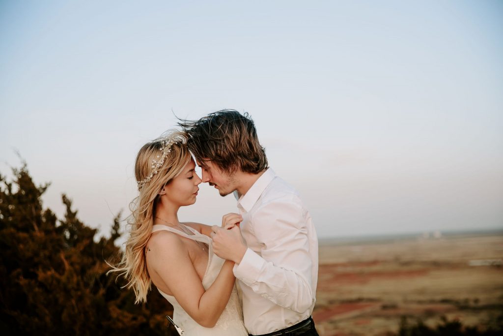 A Romantic Mountainside Styled Couples Session