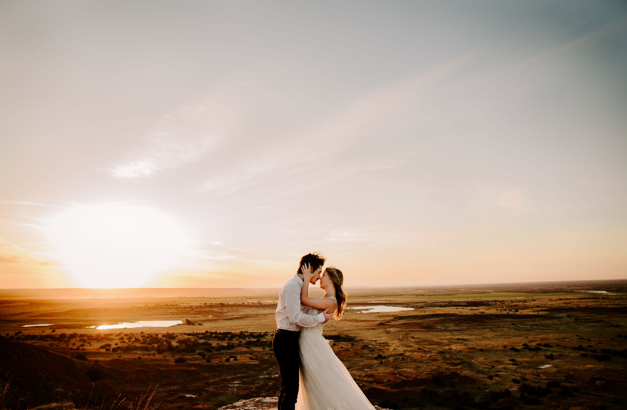 A Romantic Mountainside Styled Couples Session