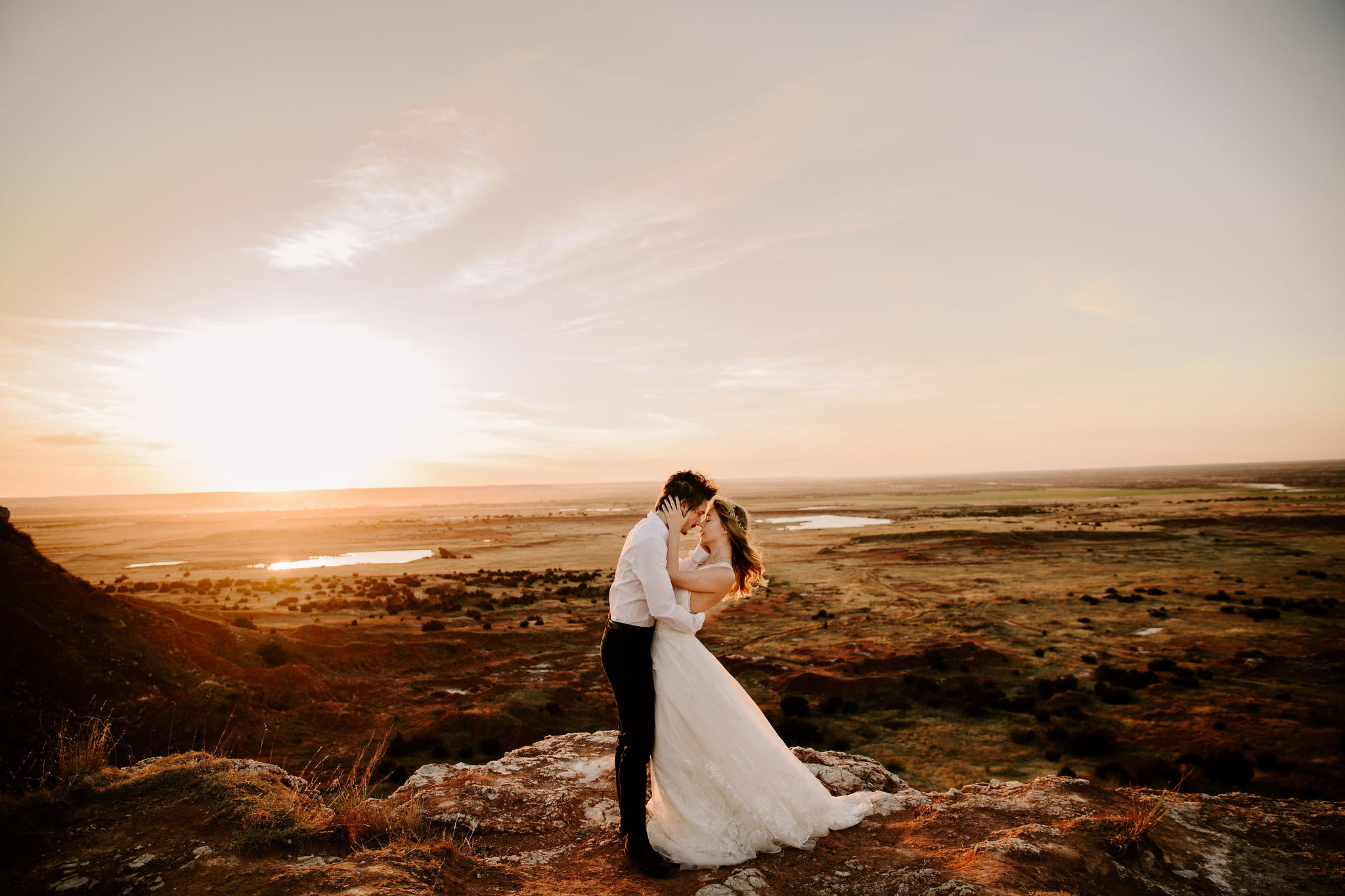 A Romantic Mountainside Styled Couples Session