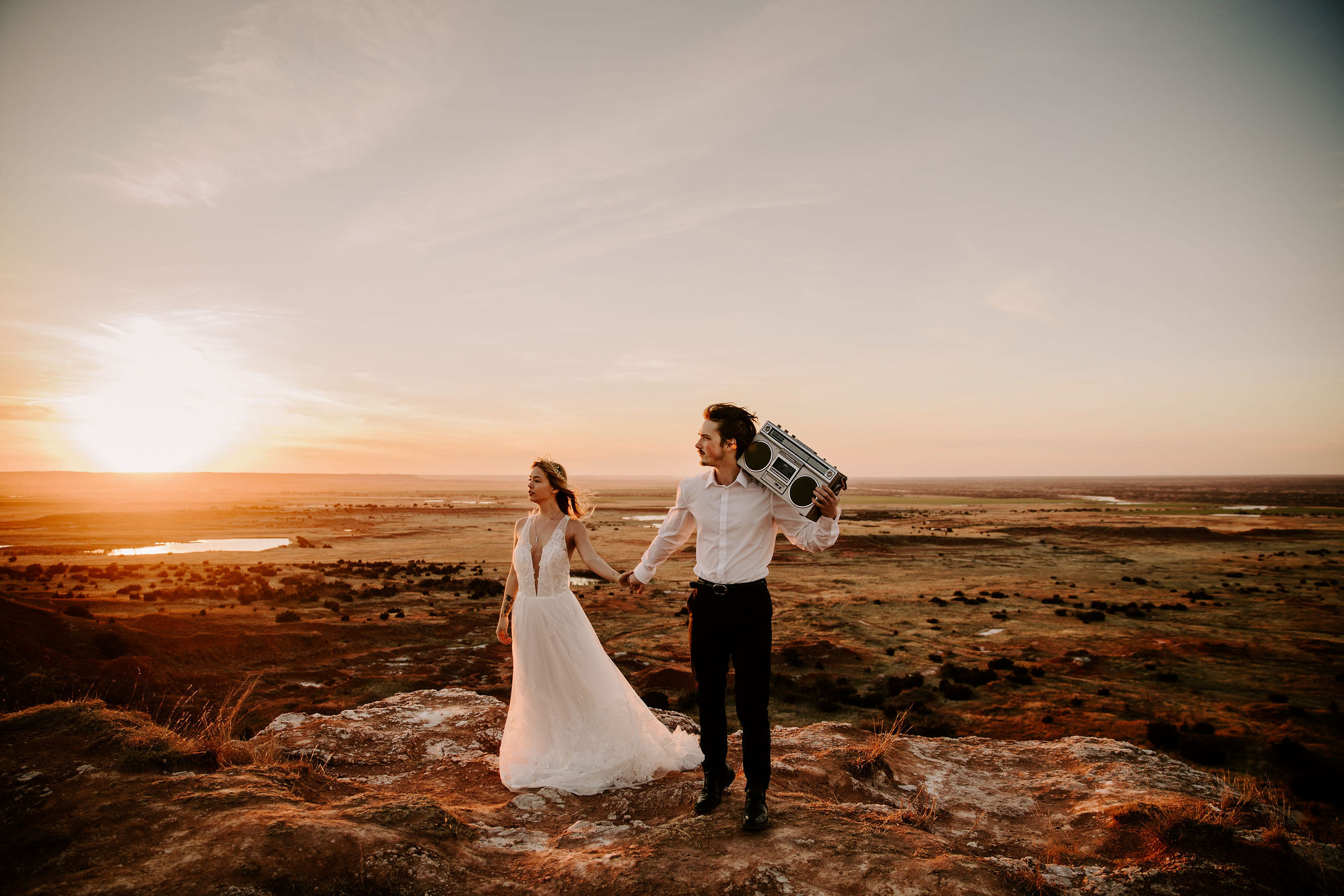 A Romantic Mountainside Styled Couples Session