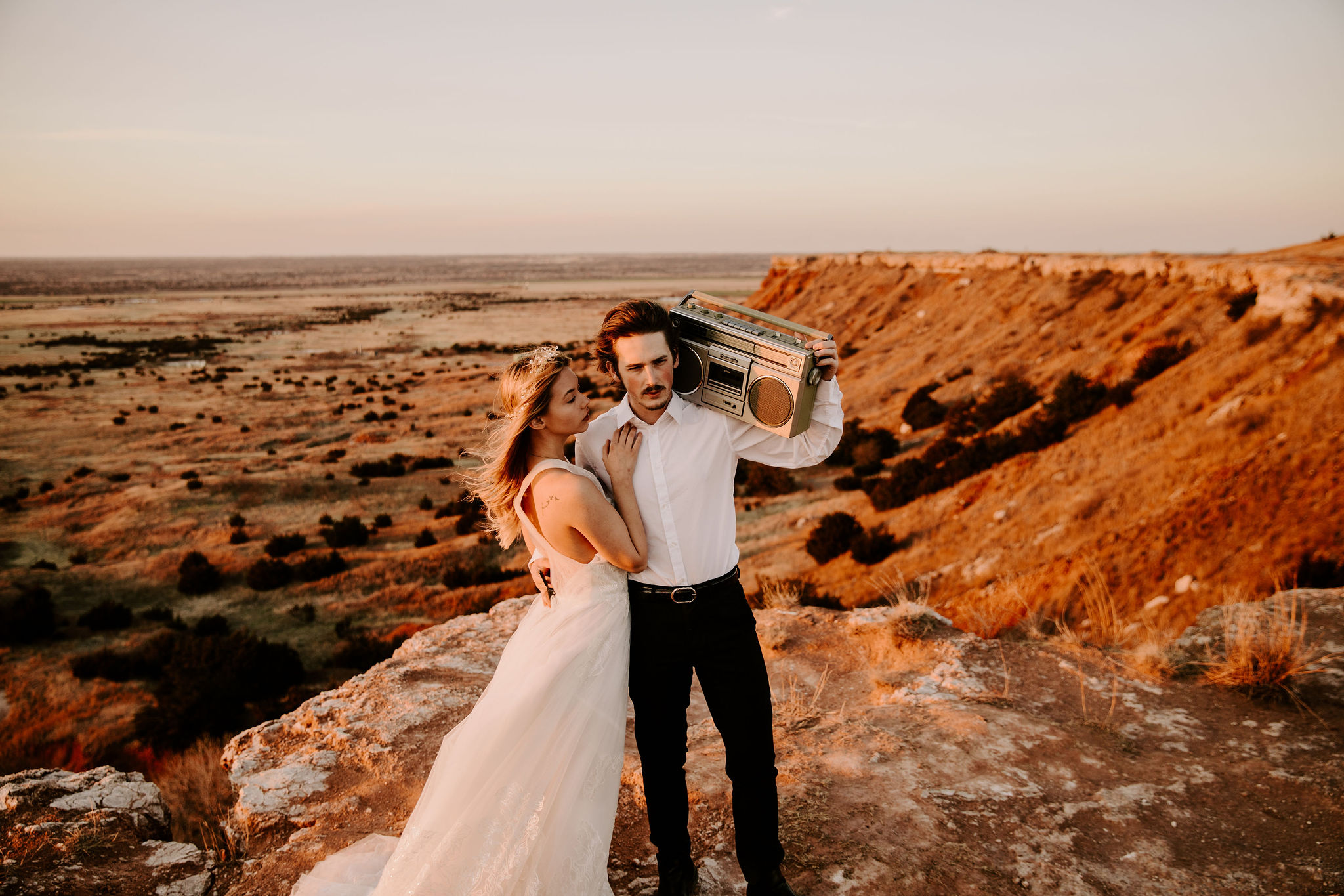 A Romantic Mountainside Styled Couples Session