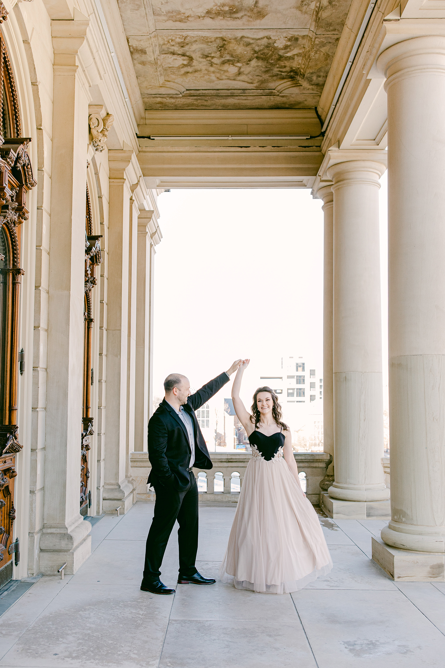 A Michigan Capitol Engagement Session Something Blue Weddings Blog