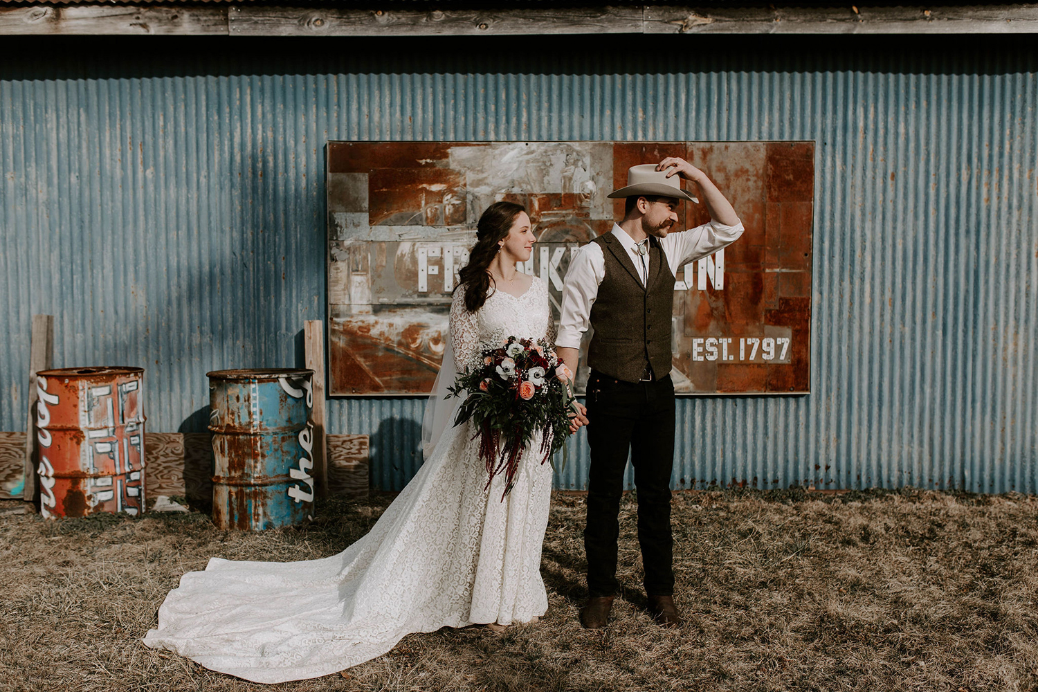 A Vintage Inspired Urban Ohio Wedding Alexandra Faith Photo Something Blue Weddings